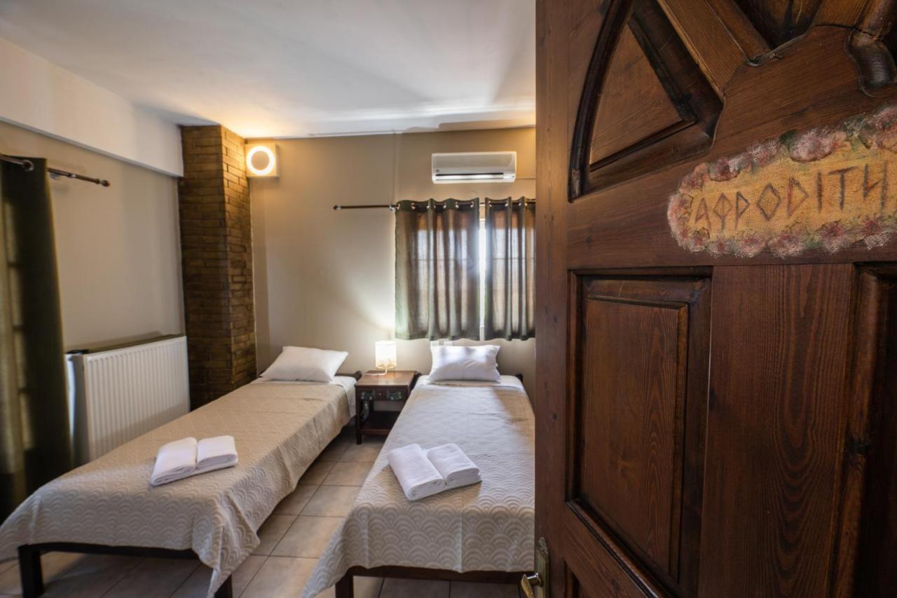 Villa Georgina B&B Katakolo Bagian luar foto