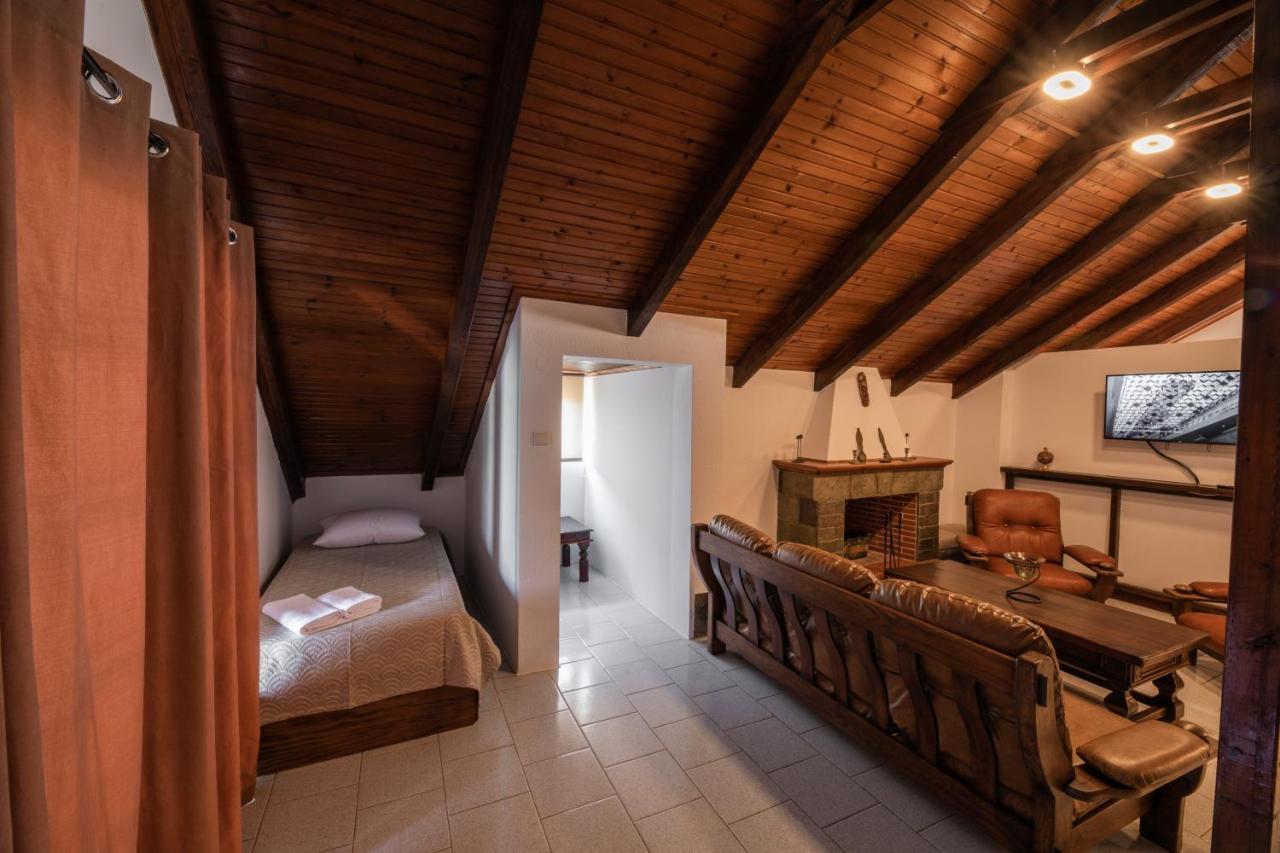 Villa Georgina B&B Katakolo Bagian luar foto