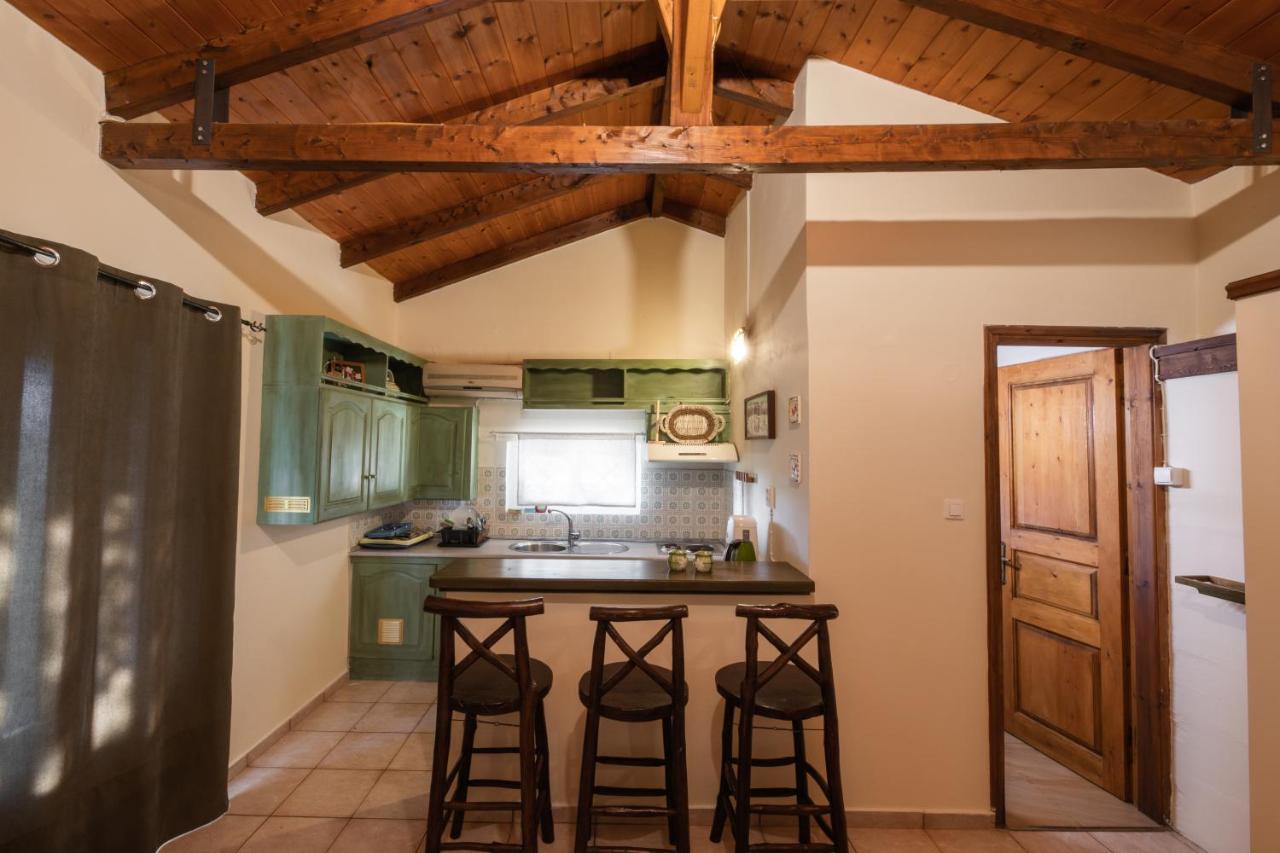 Villa Georgina B&B Katakolo Bagian luar foto