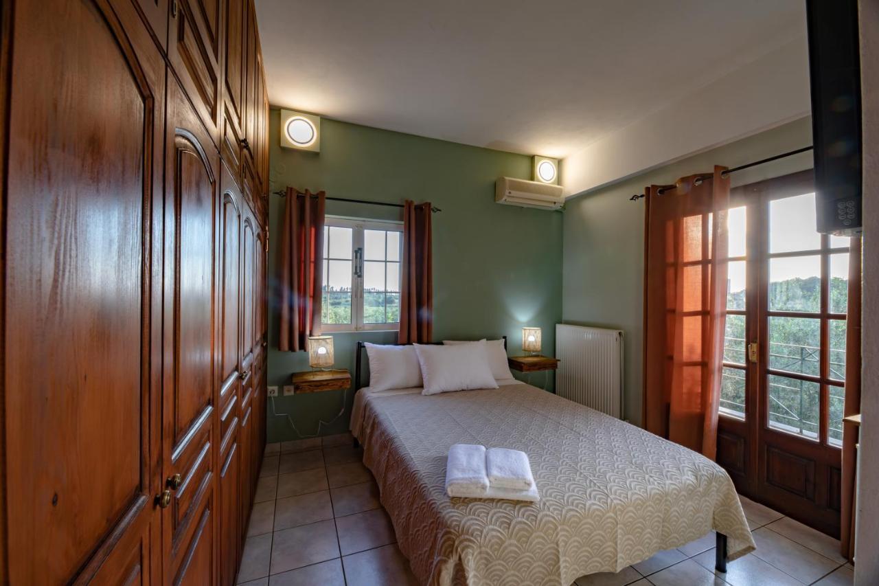 Villa Georgina B&B Katakolo Bagian luar foto
