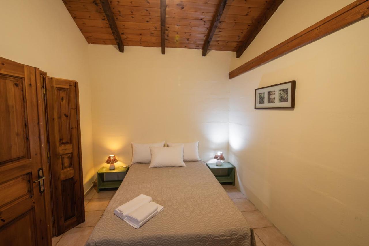 Villa Georgina B&B Katakolo Bagian luar foto