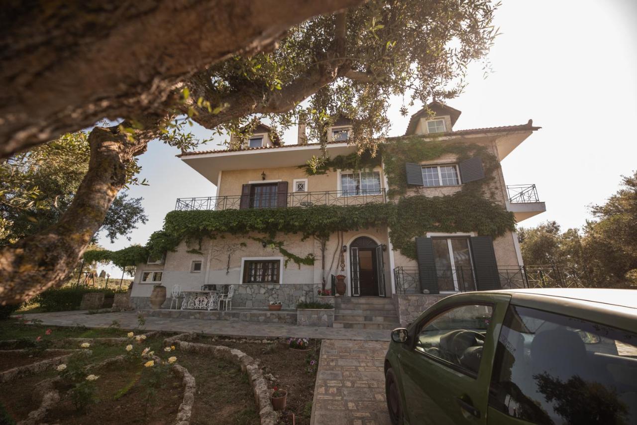 Villa Georgina B&B Katakolo Bagian luar foto